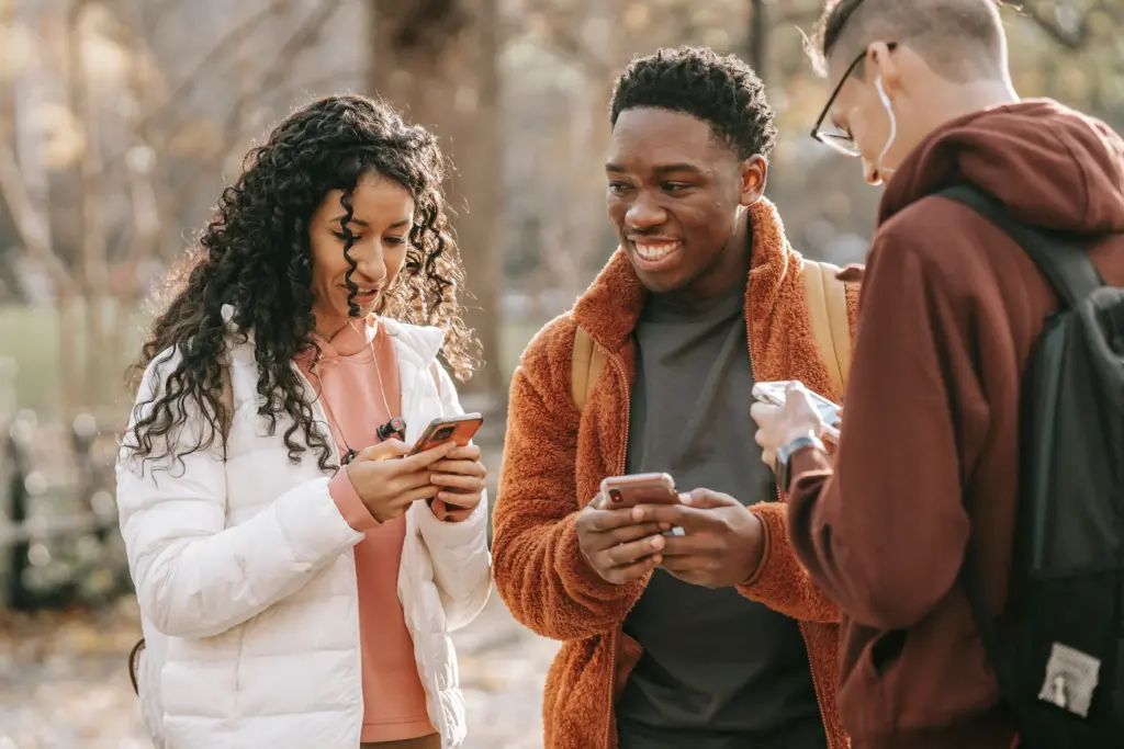 Interdiction téléphone lycée : accompagner les ados PSSM France